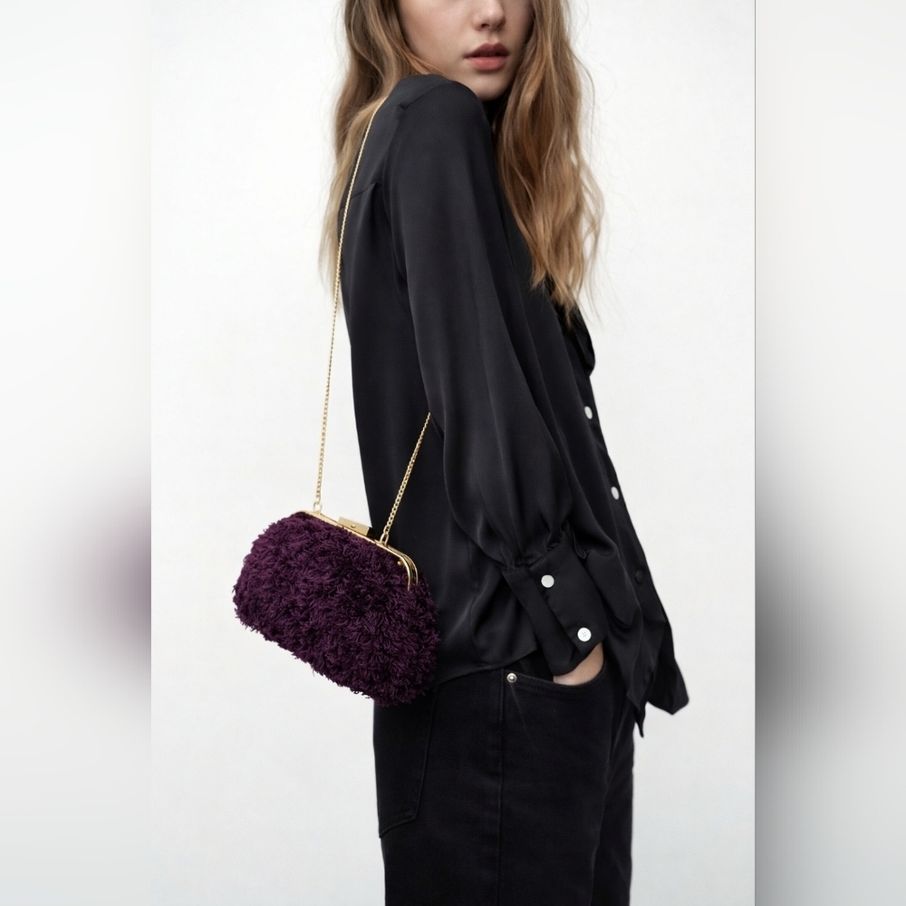 Zara Purple Fringe Clutch – Gold Frame & Chain Strap